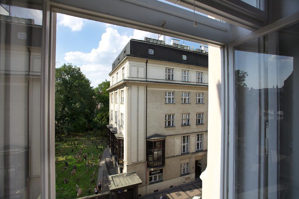 Zatecka N°14 *