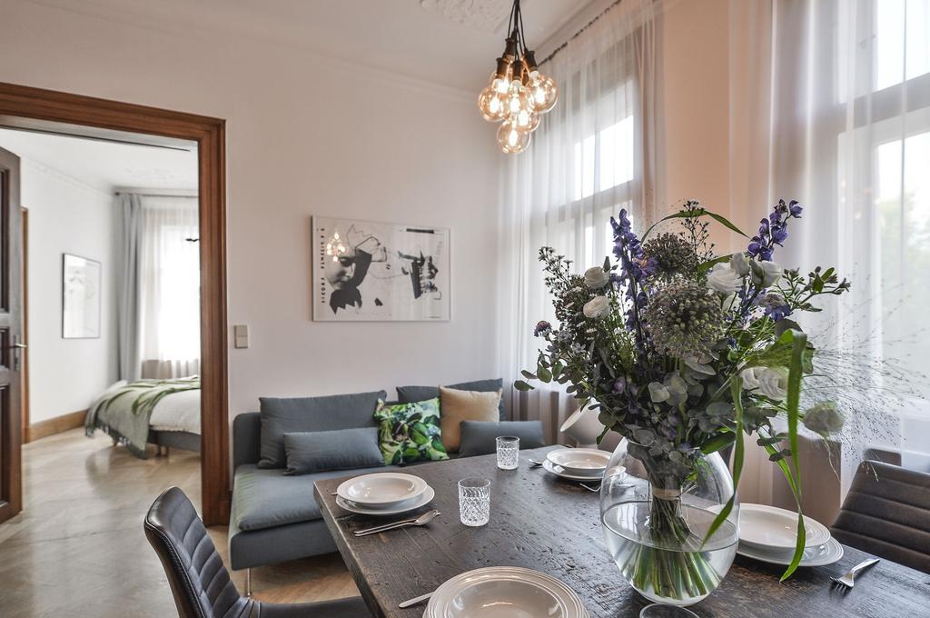 Zatecka N°14 Apartamento *